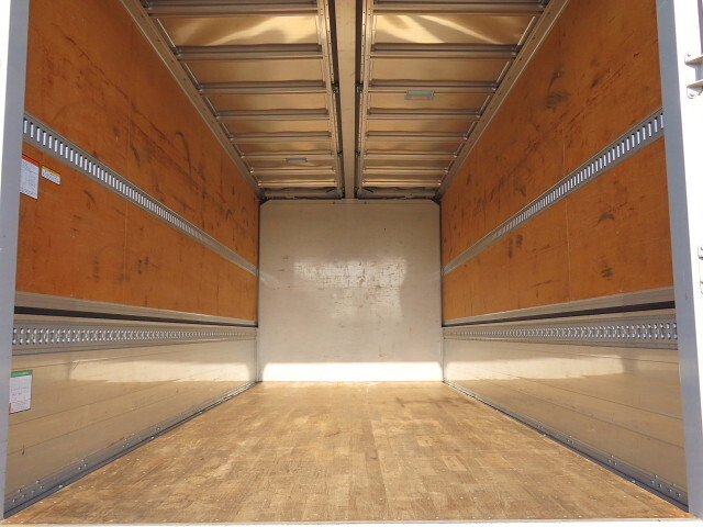 いすゞフォワードアルミウイング中型（4t）[写真31]