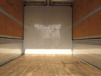 いすゞフォワードアルミウイング中型（4t）[写真36]