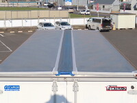 いすゞフォワードアルミウイング中型（4t）[写真08]