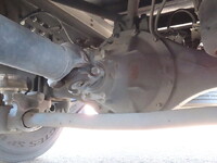 いすゞフォワードアルミウイング中型（4t）[写真10]