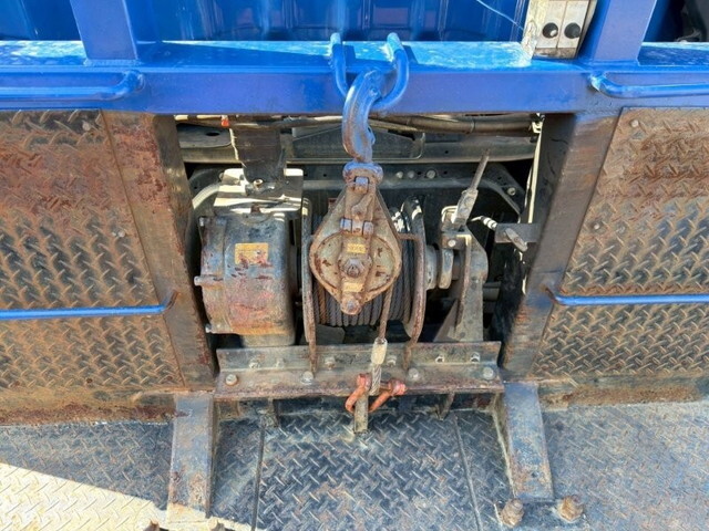 三菱ふそうスーパーグレートセルフローダー大型（10t）[写真09]