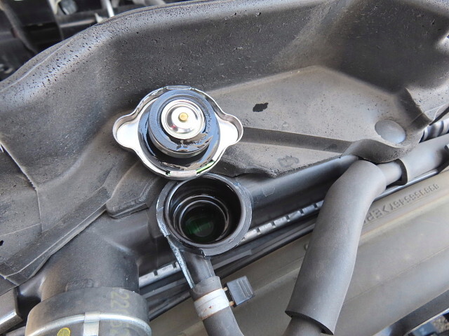 いすゞエルフ冷凍車（冷蔵車）小型（2t・3t）[写真19]