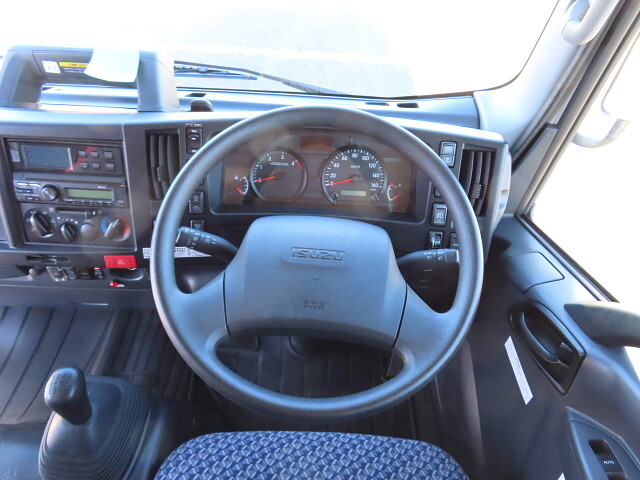 いすゞエルフ冷凍車（冷蔵車）小型（2t・3t）[写真22]