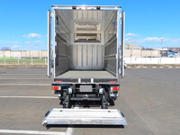 いすゞエルフ冷凍車（冷蔵車）小型（2t・3t）[写真07]