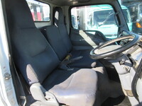 三菱ふそうキャンターコンテナ専用車小型（2t・3t）[写真12]