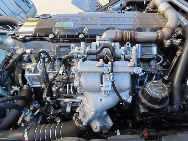 三菱ふそうファイターアルミブロック中型（4t）[写真15]