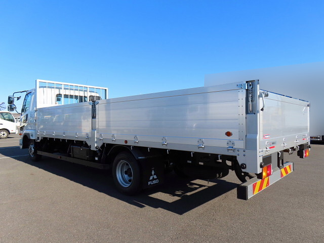 三菱ふそうファイターアルミブロック中型（4t）[写真03]