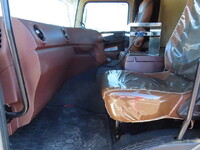 日野プロフィアダンプ大型（10t）[写真21]