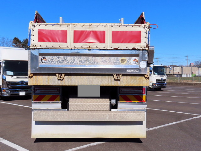 日野プロフィアダンプ大型（10t）[写真05]