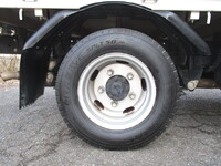 三菱ふそうキャンター平ボディ小型（2t・3t）[写真18]