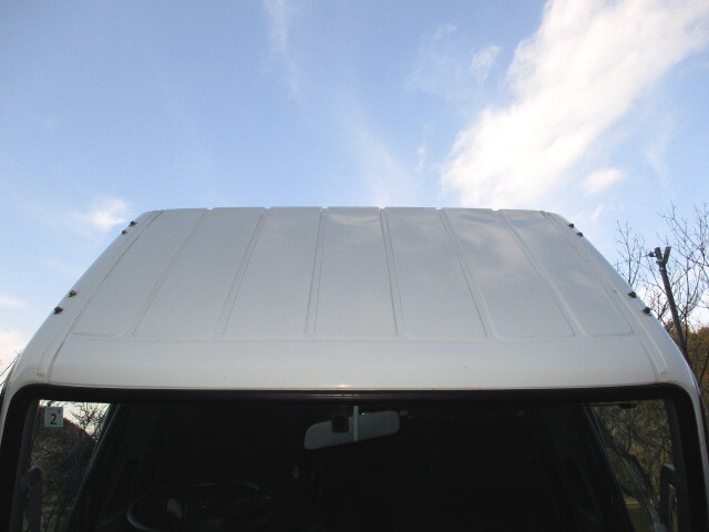 三菱ふそうキャンター平ボディ小型（2t・3t）[写真32]