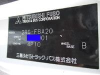 三菱ふそうキャンター平ボディ小型（2t・3t）[写真38]