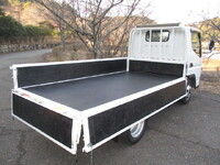 三菱ふそうキャンター平ボディ小型（2t・3t）[写真08]