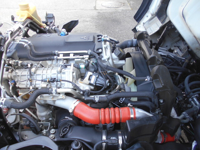 三菱ふそうキャンターダンプ小型（2t・3t）[写真18]