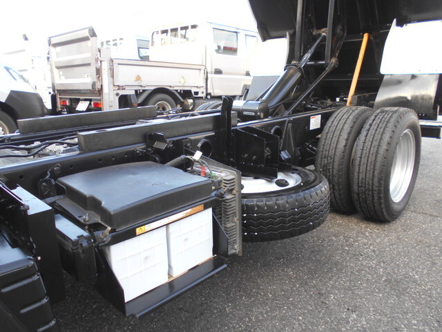 三菱ふそうキャンターダンプ小型（2t・3t）[写真19]