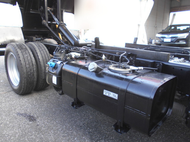 三菱ふそうキャンターダンプ小型（2t・3t）[写真20]