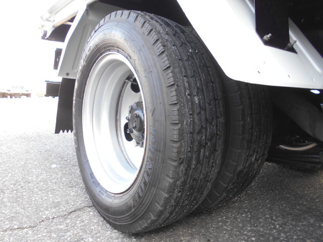 三菱ふそうキャンターダンプ小型（2t・3t）[写真26]