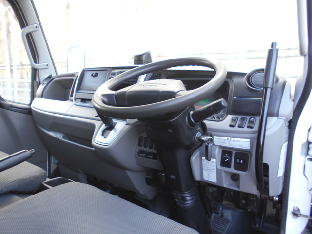 三菱ふそうキャンターダンプ小型（2t・3t）[写真27]