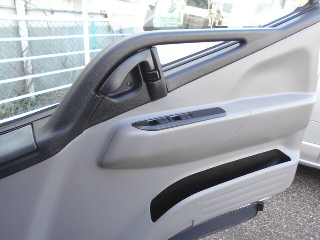 三菱ふそうキャンターダンプ小型（2t・3t）[写真38]