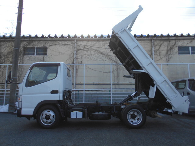 三菱ふそうキャンターダンプ小型（2t・3t）[写真08]