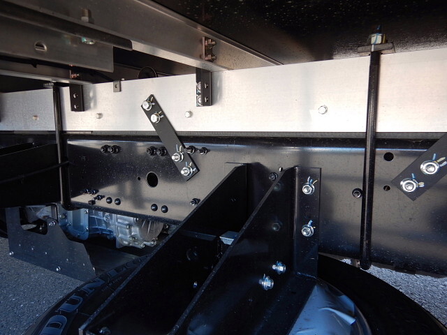 三菱ふそうファイター冷凍車（冷蔵車）中型（4t）[写真11]