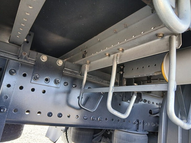 日野プロフィアアルミウイング大型（10t）[写真33]