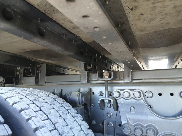 日野プロフィアアルミウイング大型（10t）[写真35]