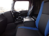 いすゞギガアルミウイング大型（10t）[写真11]