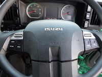 いすゞギガアルミウイング大型（10t）[写真15]