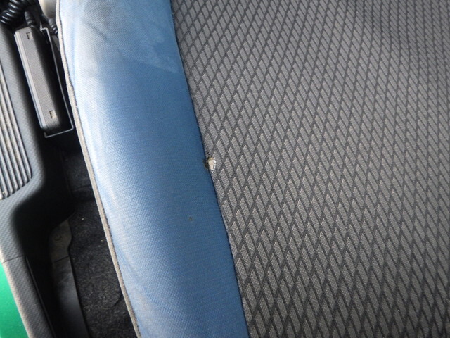 いすゞギガアルミウイング大型（10t）[写真18]