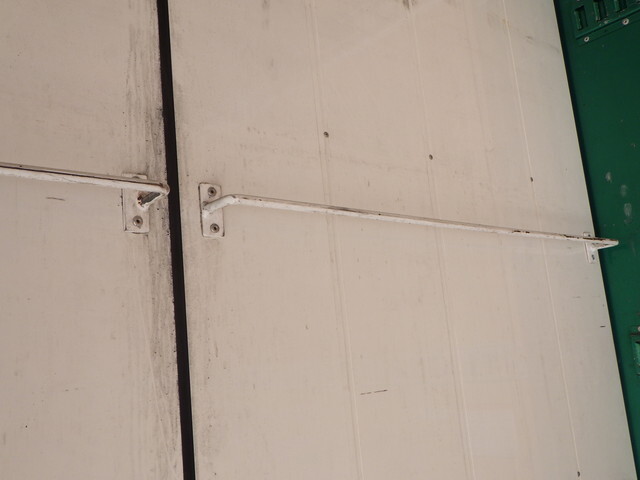 いすゞギガアルミウイング大型（10t）[写真40]