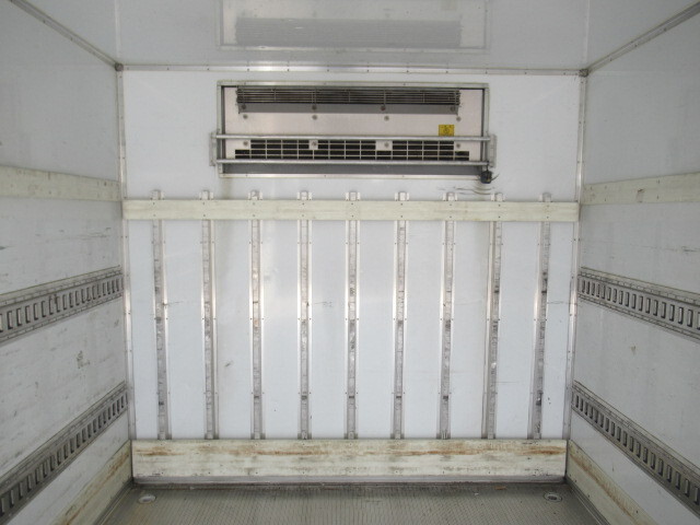 日野レンジャー冷凍車（冷蔵車）中型（4t）[写真13]