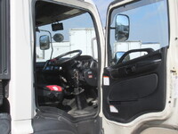 日野レンジャー冷凍車（冷蔵車）中型（4t）[写真24]