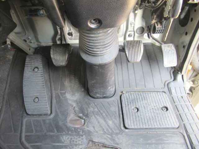 日野レンジャー冷凍車（冷蔵車）中型（4t）[写真33]