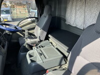 いすゞフォワードアルミウイング中型（4t）[写真33]