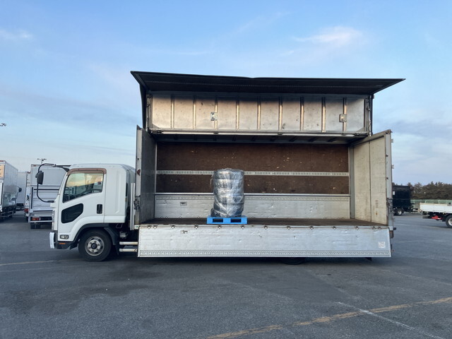 いすゞフォワードアルミウイング中型（4t）[写真05]