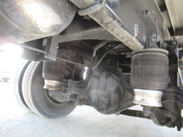 日野レンジャー冷凍車（冷蔵車）中型（4t）[写真22]