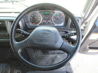 日野レンジャー冷凍車（冷蔵車）中型（4t）[写真32]