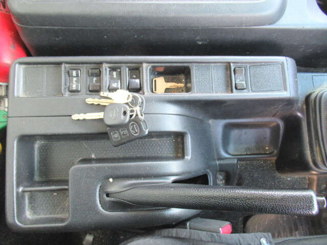 日野レンジャー冷凍車（冷蔵車）中型（4t）[写真33]