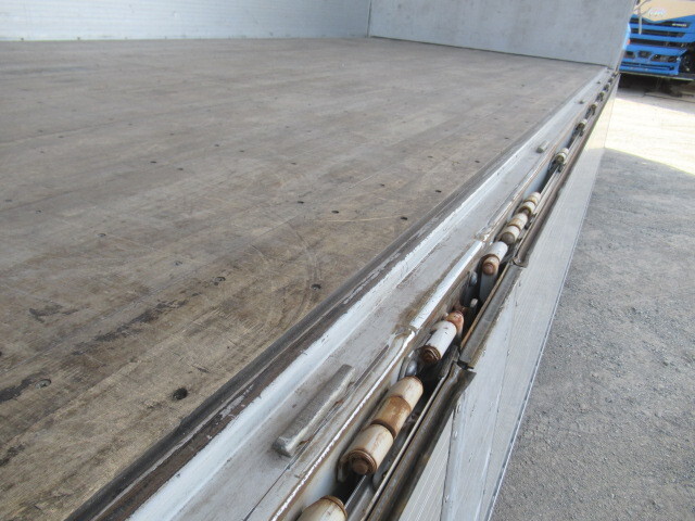 日野プロフィアアルミウイング大型（10t）[写真14]