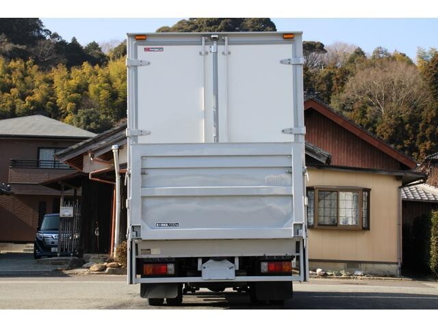 トヨタダイナパネルバン小型（2t・3t）[写真08]