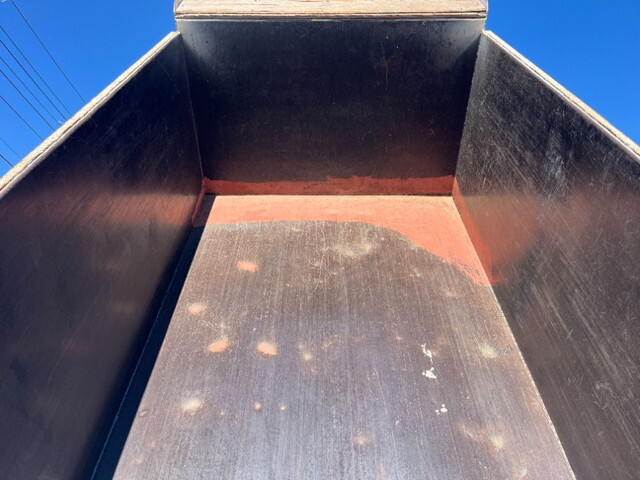 日野デュトロ深ダンプ（土砂禁ダンプ）小型（2t・3t）[写真11]