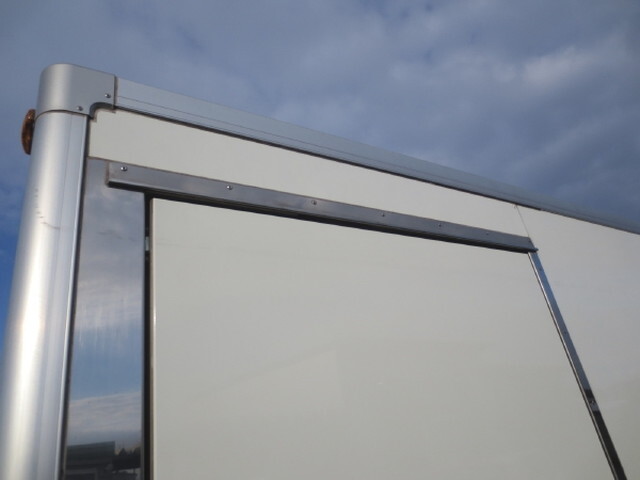 トヨタトヨエース保冷バン小型（2t・3t）[写真16]