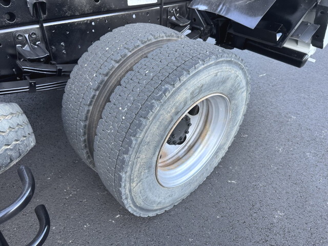 いすゞフォワードダンプ中型（4t）[写真21]