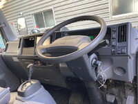 いすゞエルフパネルバン小型（2t・3t）[写真16]