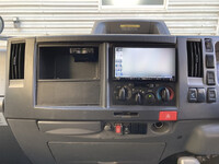 いすゞエルフパネルバン小型（2t・3t）[写真17]