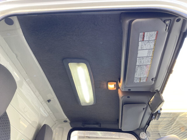 いすゞエルフパネルバン小型（2t・3t）[写真18]