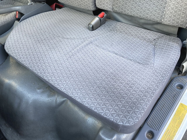 いすゞエルフパネルバン小型（2t・3t）[写真38]