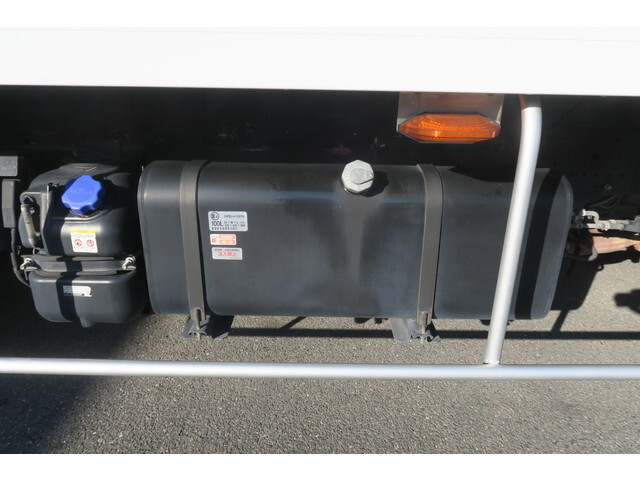 日野デュトロ冷凍車（冷蔵車）小型（2t・3t）[写真15]