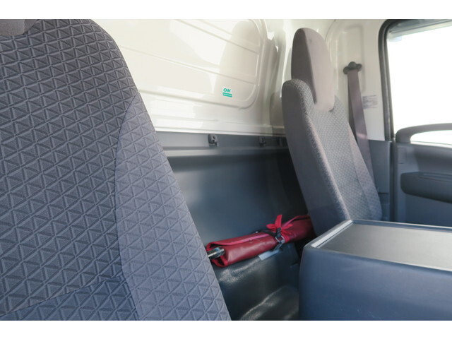 日野デュトロ冷凍車（冷蔵車）小型（2t・3t）[写真25]